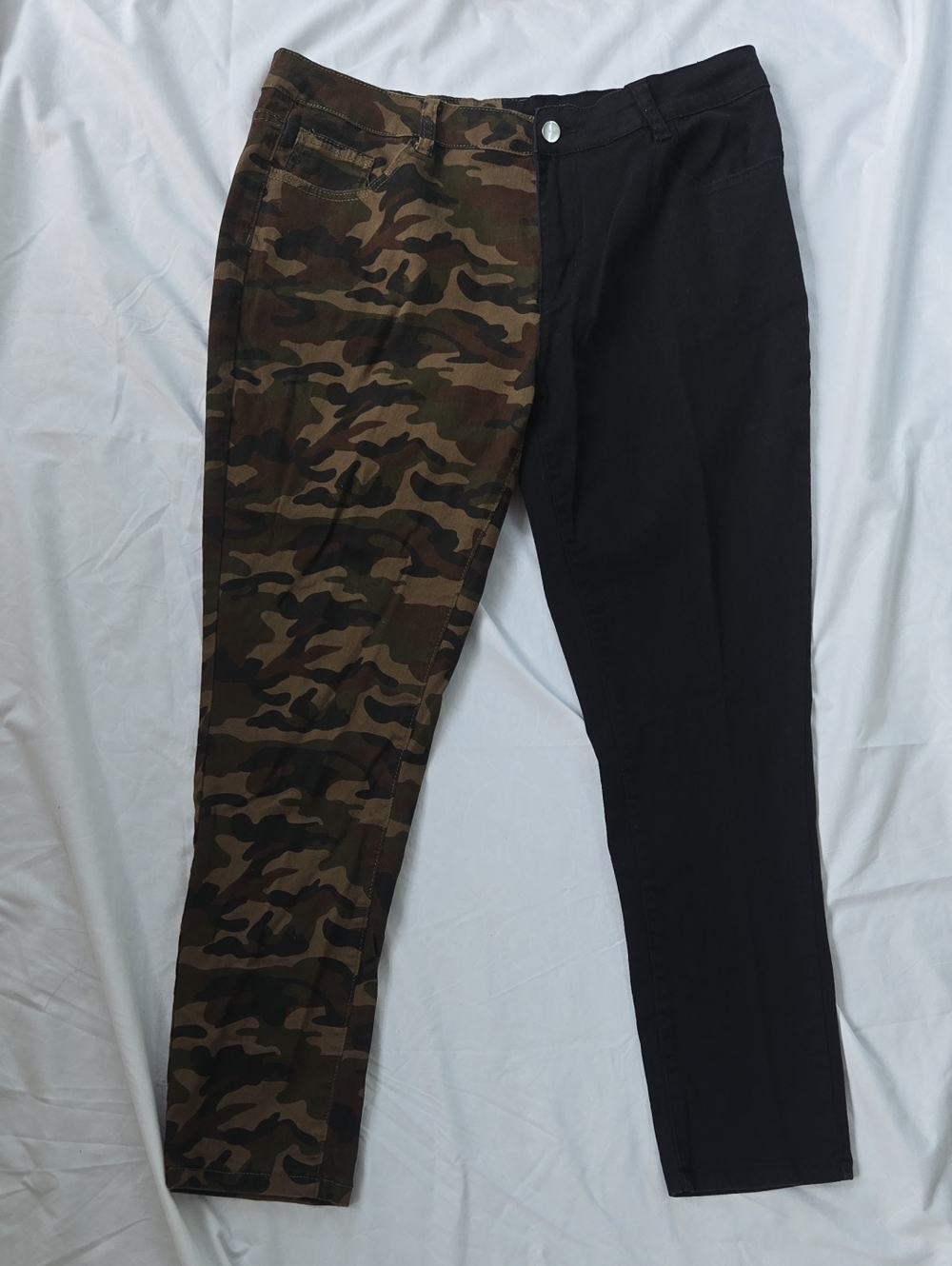 Men's Alternative  2 Tone Pant Leg Jeans 1 Green Camo 1 Black Front & Back